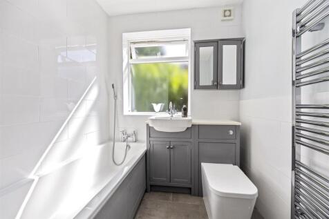 Family Bath/Shower Room/WC
