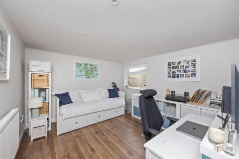 Home Office/Bedroom