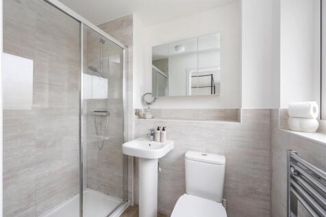 En-suite Shower/WC