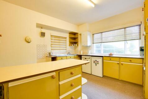 Fitted Kitchen Breakfast Room