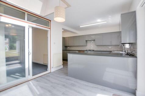 Extended L-Shaped Kitchen Diner
