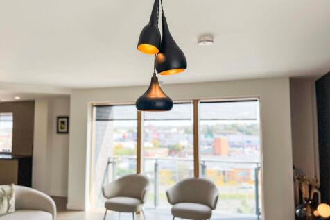 Living Dining Area