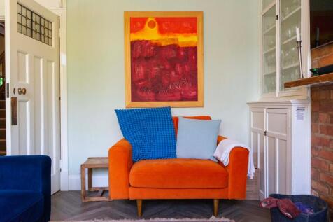 Lounge Dining Room