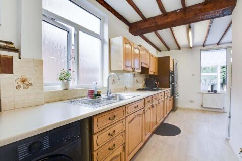 L-Shaped Kitchen Diner