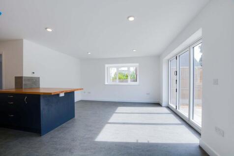 Fitted Dining Kitchen