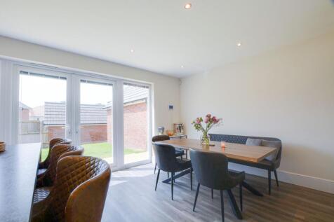 Open Plan Living Fitted Dining Kitchen