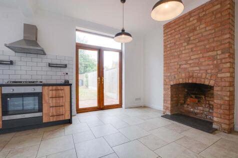Open Plan Fitted Dining Kitchen