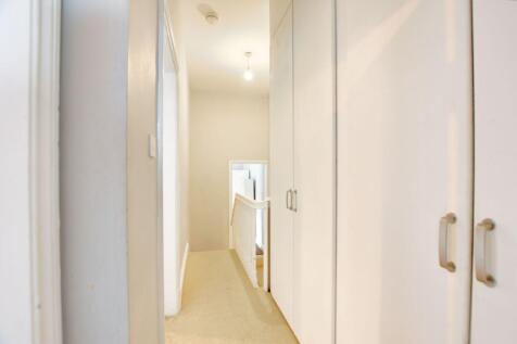 First Floor Galleried Landing