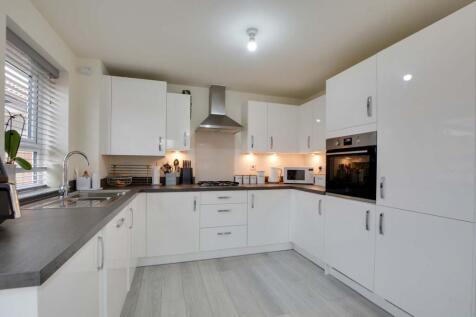Open Plan Fitted Dining Kitchen