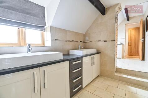 Master Ensuite