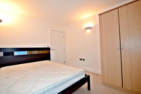 Bedroom 2 .jpg