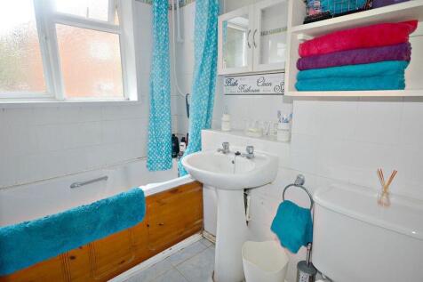 Bathroomresizedresiz