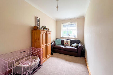 Bedroom 6/Study
