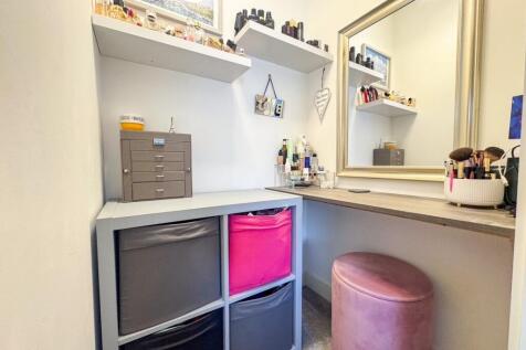 Dressing Space