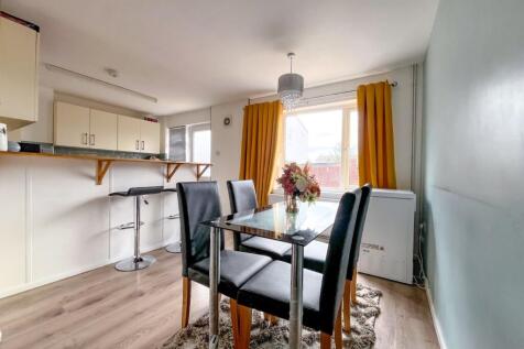 Dining/Kitchen