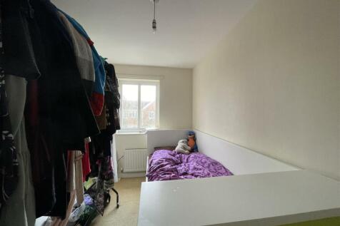 bed 2.JPG