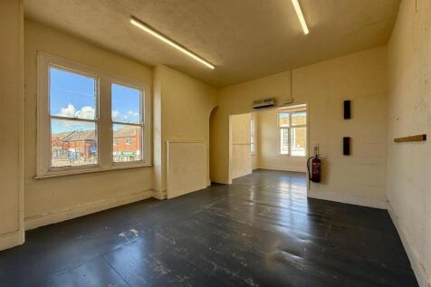 4 Upper Floor