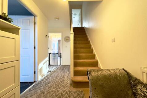 hallway 1.jpg