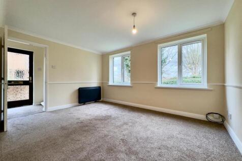 living room 3.jpg