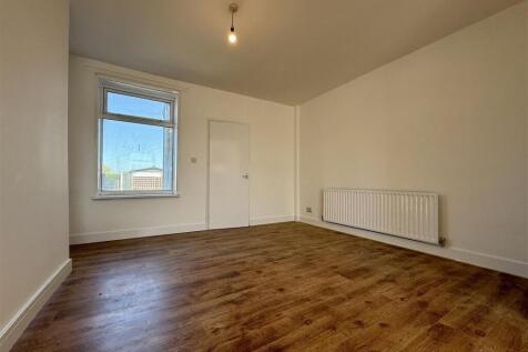 3 Living and Dining Room.JPEG