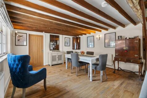 End Cottage-12.jpg