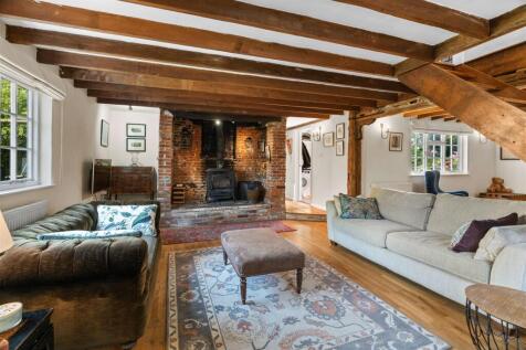 End Cottage-14.jpg