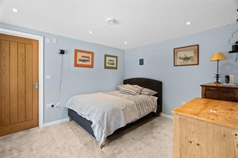 End Cottage-28.jpg