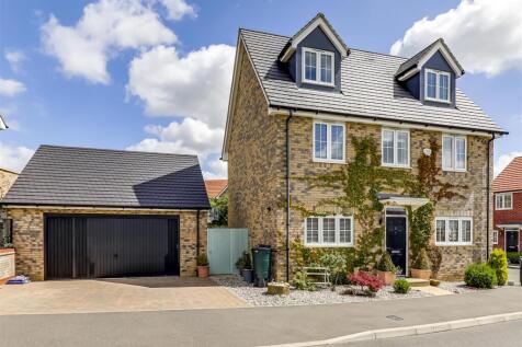 2 Meadowsweet Way, Newport, Saffron Walden, CB11 3