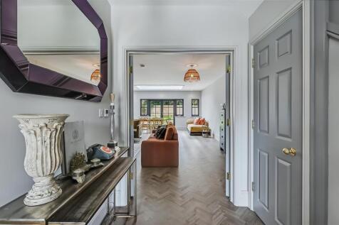The Grange - Plot 3 (Photo Refresh) (25 of 32).jpg
