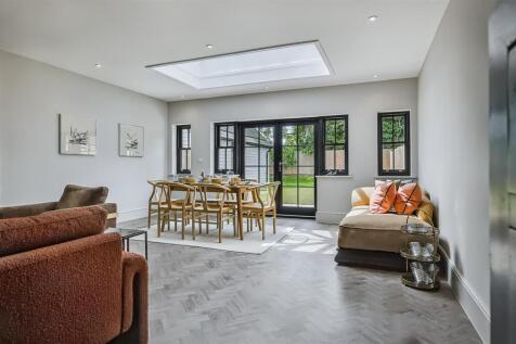 The Grange - Plot 3 (Photo Refresh) (9 of 32).jpg