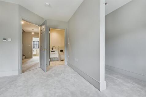 The Grange - Plot 3 (Photo Refresh) (15 of 32).jpg