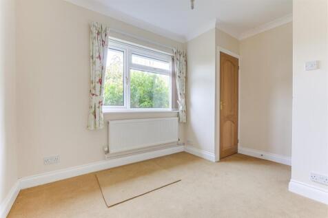 26 Greys Close-3.jpg