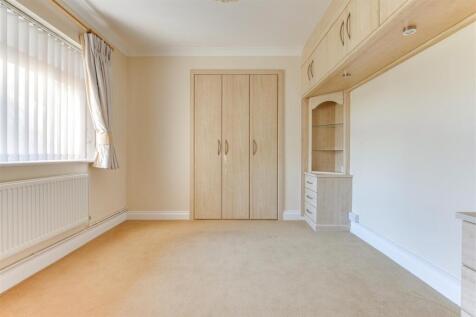 26 Greys Close-7.jpg