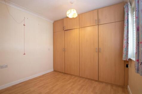 Bedroom 2.jpg