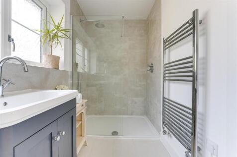 Redbank Close-14.jpg