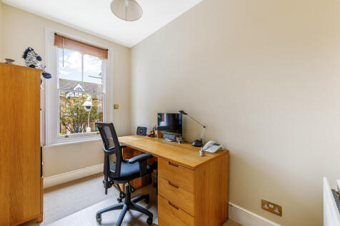 6 Wellington Road...
