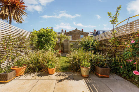 Leighton Road (9)