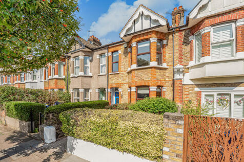 150 Northcroft Ro...