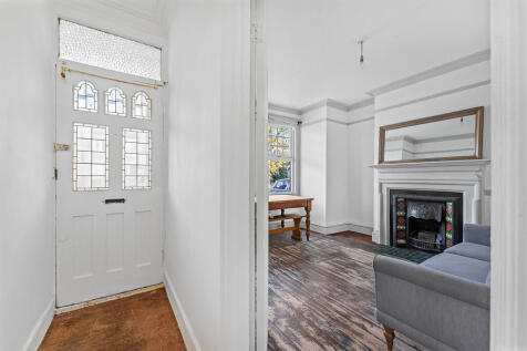 Little Ealing Lan...