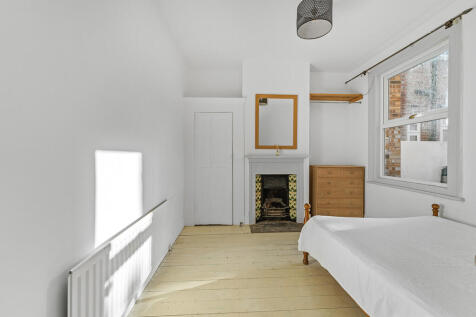 Little Ealing Lan...