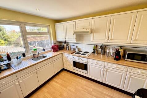 22 Glebe Court - ...