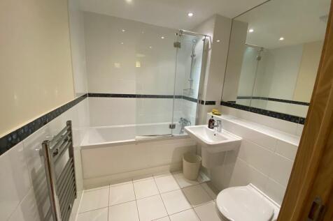 61 PHS - Bathroom