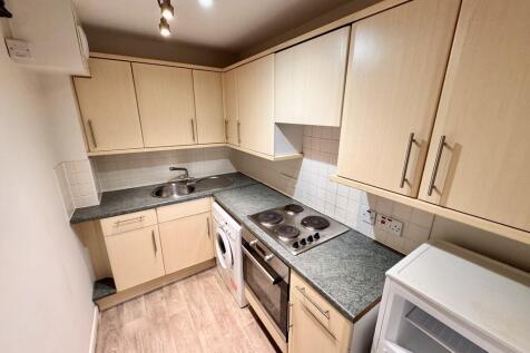38 Springside Cou...