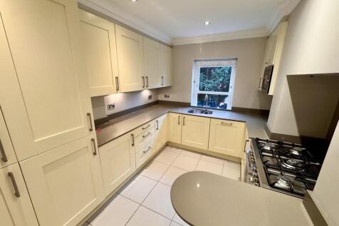 6 Turret House - ...
