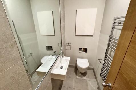 6 Turret House - ...