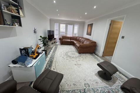 10 Eustace Road -...