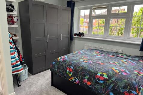 10 Eustace Road -...