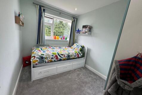 10 Eustace Road -...