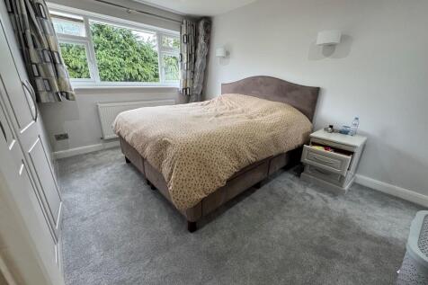 10 Eustace Road -...