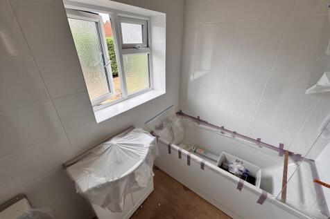 13 Almond Close -...
